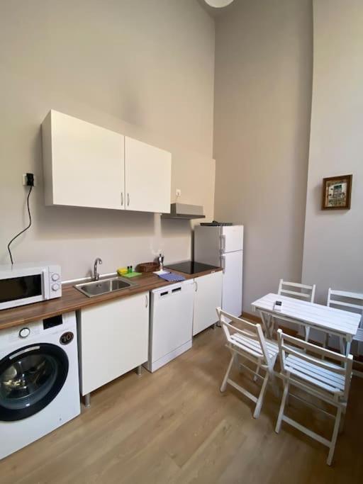 Studio In Barrio Salamanca Madrid Eksteriør billede